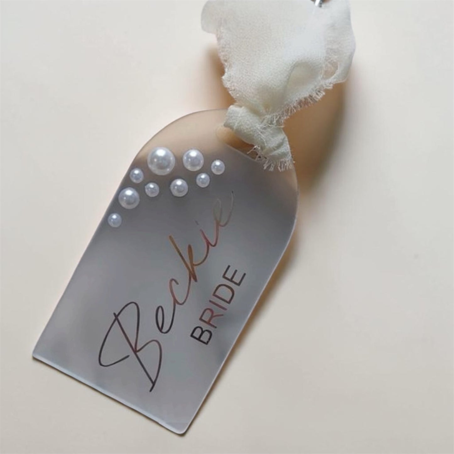 Frosted Pearl Hanger Tag